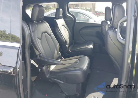 2025 Chrysler Pacifica Select from USA, damaged, VIN 2C4RC1BG0SR506483